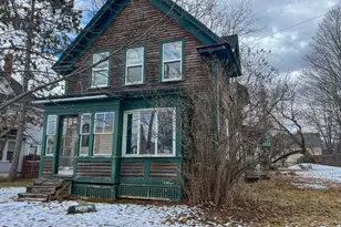 40 High St, Houlton, ME 04730 - Photo 1