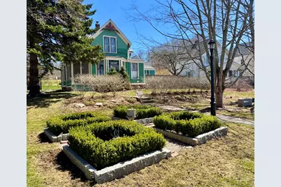 14 Water Street, Vinalhaven, ME 04863 - Photo 1