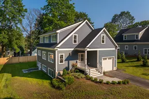 12 Gillis Dr, Kittery, ME 03904 - Photo 1