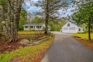 927 Pleasant St, Blue Hill, ME 04614 - Photo 1