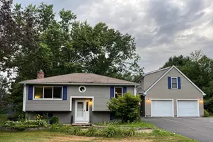 39 Thompson St, Wells, ME 04090 - Photo 1