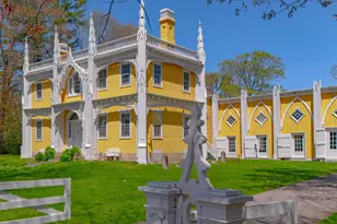 104 Summer St, Kennebunk, ME 04043 - Photo 1