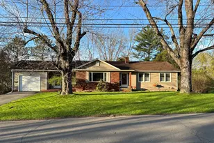 44 Edgewood Dr, Brewer, ME 04412 - Photo 1