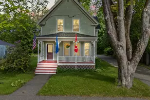 10 Hollingsworth St, Winslow, ME 04901 - Photo 1