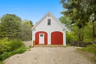 427 Haley Rd, Kittery, ME 03905 - Photo 1