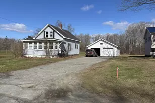 14 Welch St, Norridgewock, ME 04957 - Photo 1