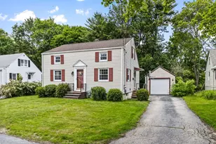 10 Colonial Ct, Portland, ME 04102 - Photo 1