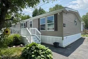 15 Pond Dr, Brunswick, ME 04011 - Photo 1