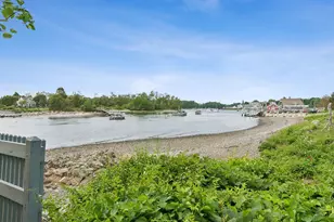 135 Ocean Ave, Kennebunkport, ME 04046 - Photo 1