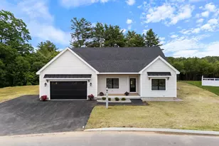 11 Magnolia Dr, Old Orchard Beach, ME 04064 - Photo 1