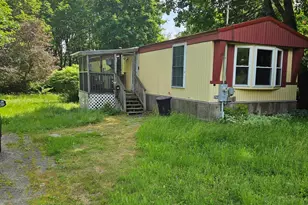 26 Gould Ave, Dexter, ME 04930 - Photo 1