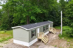 18 Hinks St, Bucksport, ME 04416 - Photo 1