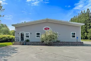 190 Pleasant St, Rockland, ME 04841 - Photo 1