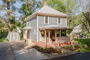 32 Wescott St, Limerick, ME 04048 - Photo 1