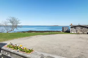 4 Linnell Dr, Harpswell, ME 04003 - Photo 1