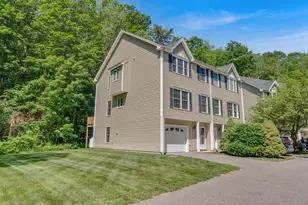 8 Woodside Dr, Gorham, ME 04038 - Photo 1