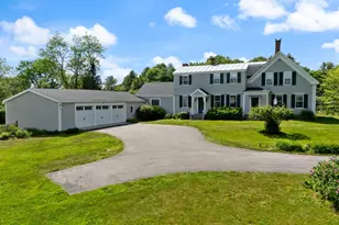 426 Meadow Rd, Topsham, ME 04086 - Photo 1
