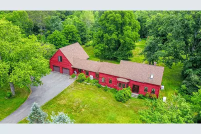 987 Clinton Avenue, Winslow, ME 04901 - Photo 1