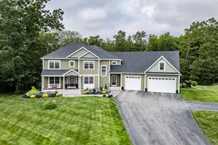 8 Red Barn Cir, Scarborough, ME 04074 - Photo 1