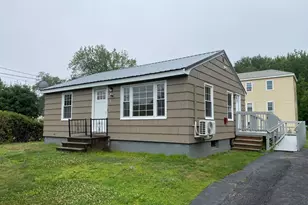 27 Pleasant Ave, South Portland, ME 04106 - Photo 1