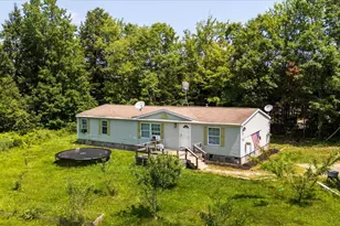 1430 Manktown Rd, Waldoboro, ME 04572 - Photo 1