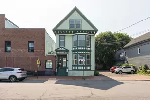 52 Pine St, Portland, ME 04102 - Photo 1