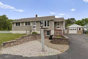 8 Sherwood Dr, Eliot, ME 03903 - Photo 1