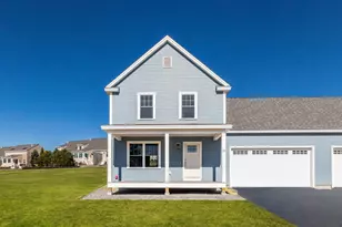 185 Falcon Crest Dr, Gorham, ME 04038 - Photo 1