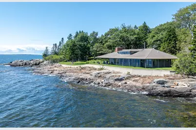 240 W Cundys Point, Harpswell, ME 04079 - Photo 1