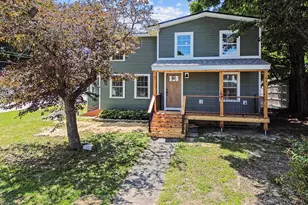 22 Shaw St, Newport, ME 04953 - Photo 1