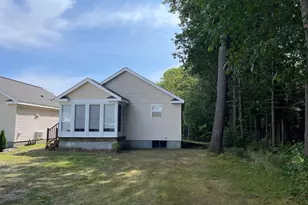 412 Post Rd, Wells, ME 04090 - Photo 1