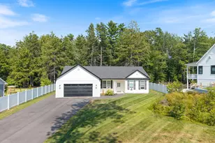 9 Bouchard Ct, Old Orchard Beach, ME 04064 - Photo 1