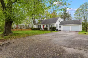 342 York St, York, ME 03909 - Photo 1