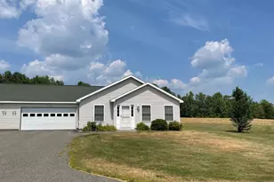 1 Glen Eagle Ct, Pittsfield, ME 04967 - Photo 1