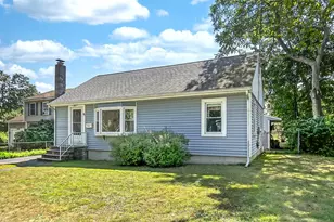 19 Newton St, Portland, ME 04103 - Photo 1