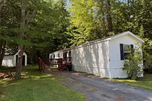 89 Pineland Dr, Winthrop, ME 04364 - Photo 1