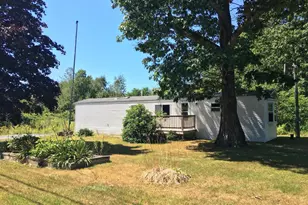 579 Commercial St, Rockport, ME 04856 - Photo 1