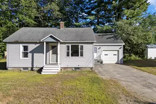 31 Bonython Ave, Saco, ME 04072 - Photo 1