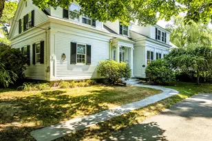 27 High St, Camden, ME 04843 - Photo 1