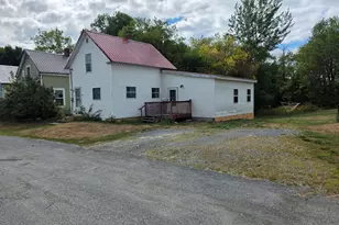 107 Cottage St, Pittsfield, ME 04967 - Photo 1