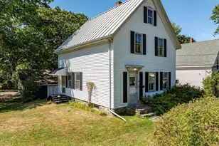84 Washington St, Camden, ME 04843 - Photo 1