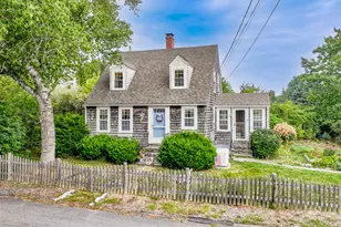 19 Lawn Ave, Rockland, ME 04841 - Photo 1