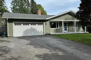 83 Canterbury St, Presque Isle, ME 04769 - Photo 1