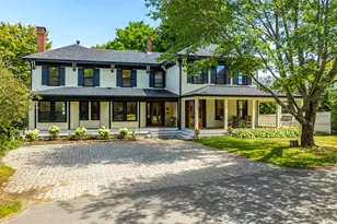 86 Chestnut St, Camden, ME 04843 - Photo 1