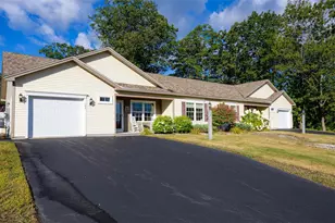 2 Berry Ln, Biddeford, ME 04005 - Photo 1
