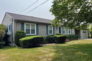 64 Picott Rd, Kittery, ME 03904 - Photo 1