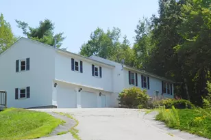 560 Broad St, Auburn, ME 04210 - Photo 1