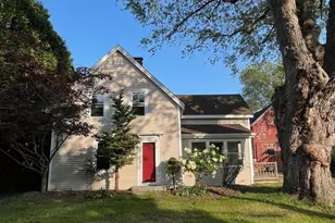 65 Oliver St, Rockland, ME 04841 - Photo 1