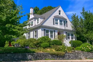 7 Mountain View Rd, Cape Elizabeth, ME 04107 - Photo 1