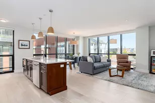 387 Commercial St, Portland, ME 04101 - Photo 1